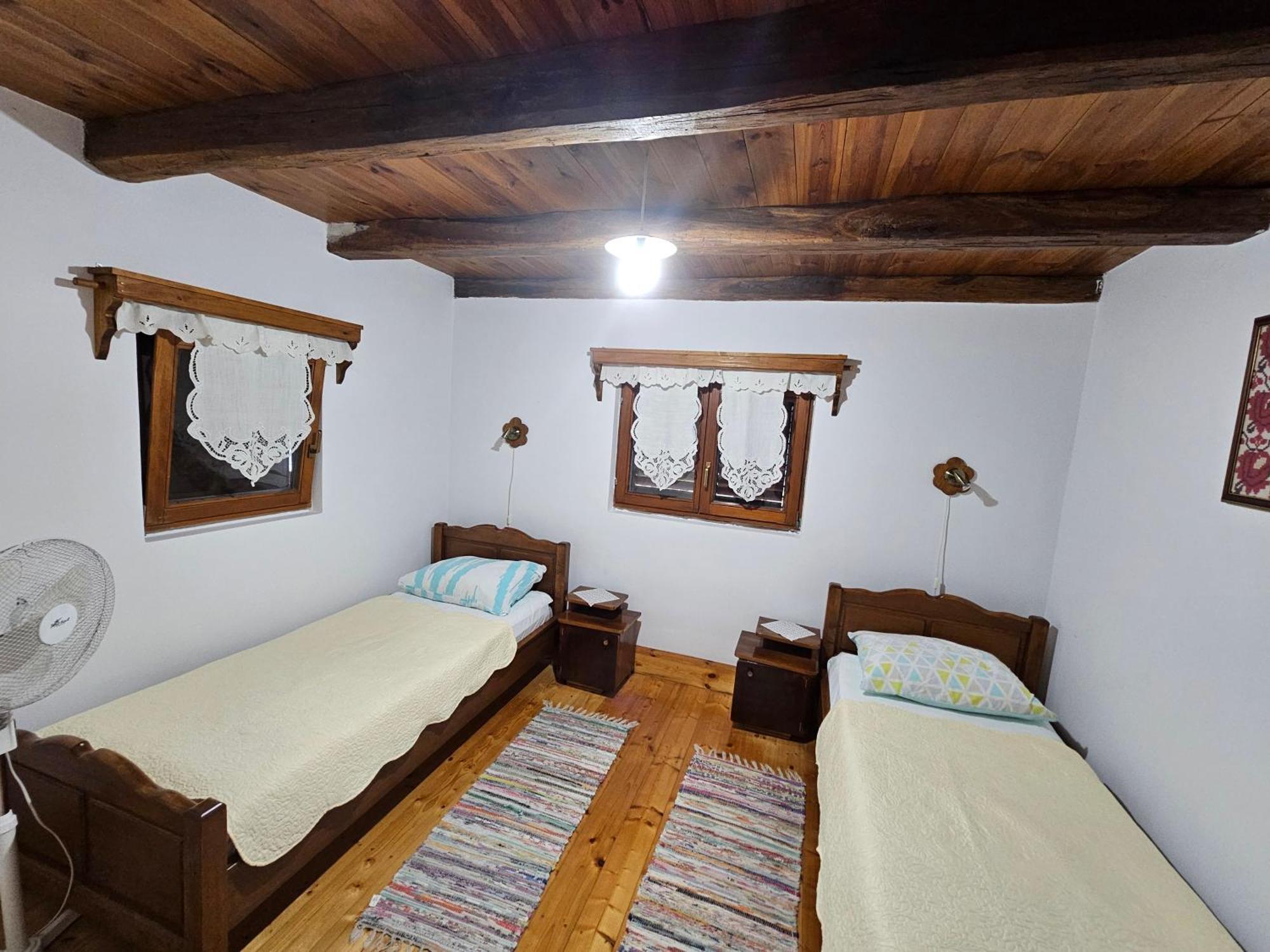 Apartments Kuvarna Cigoc ภายนอก รูปภาพ